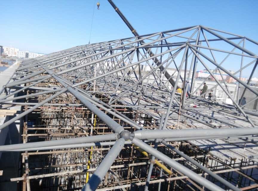 眉山商贸城屋顶网架工程